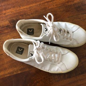 Veja Esplar stitched logo 40